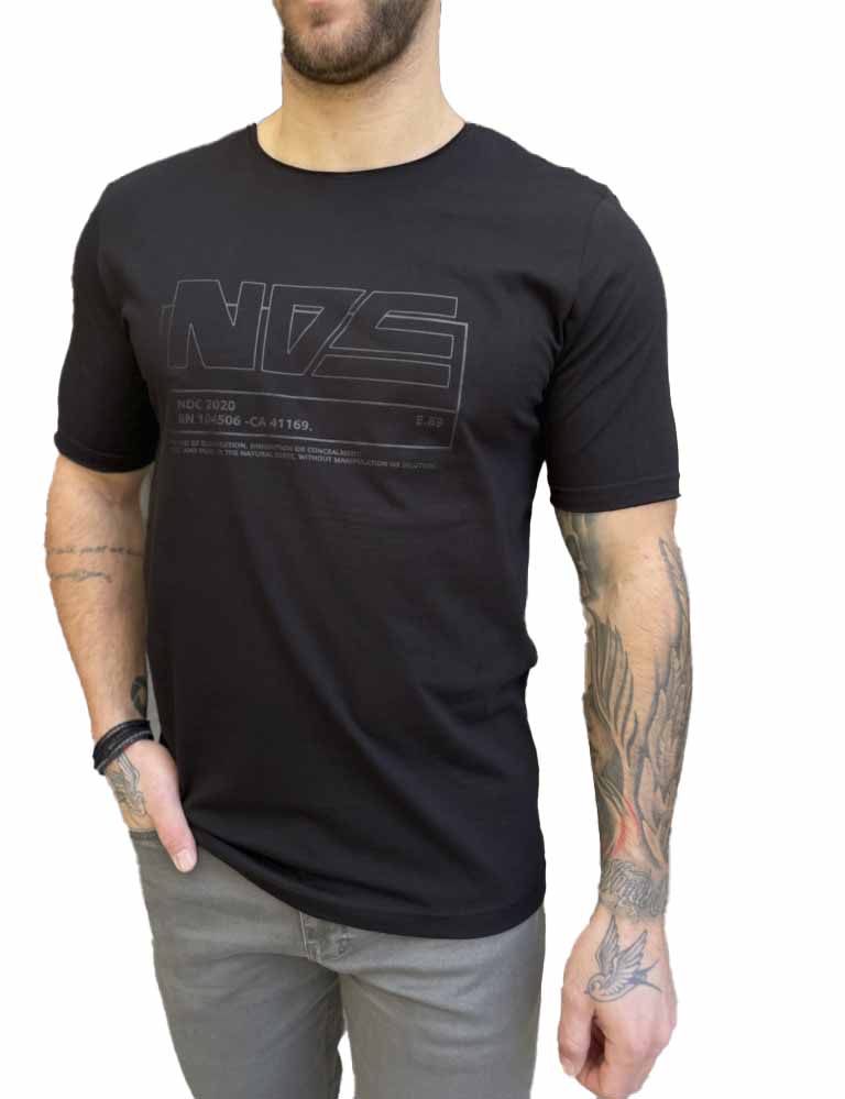 NDC ανδρική μαύρη βαμβακερή κοντομάνικη μπλούζα με λογότυπο στο στήθος 242906 φωτογραφία